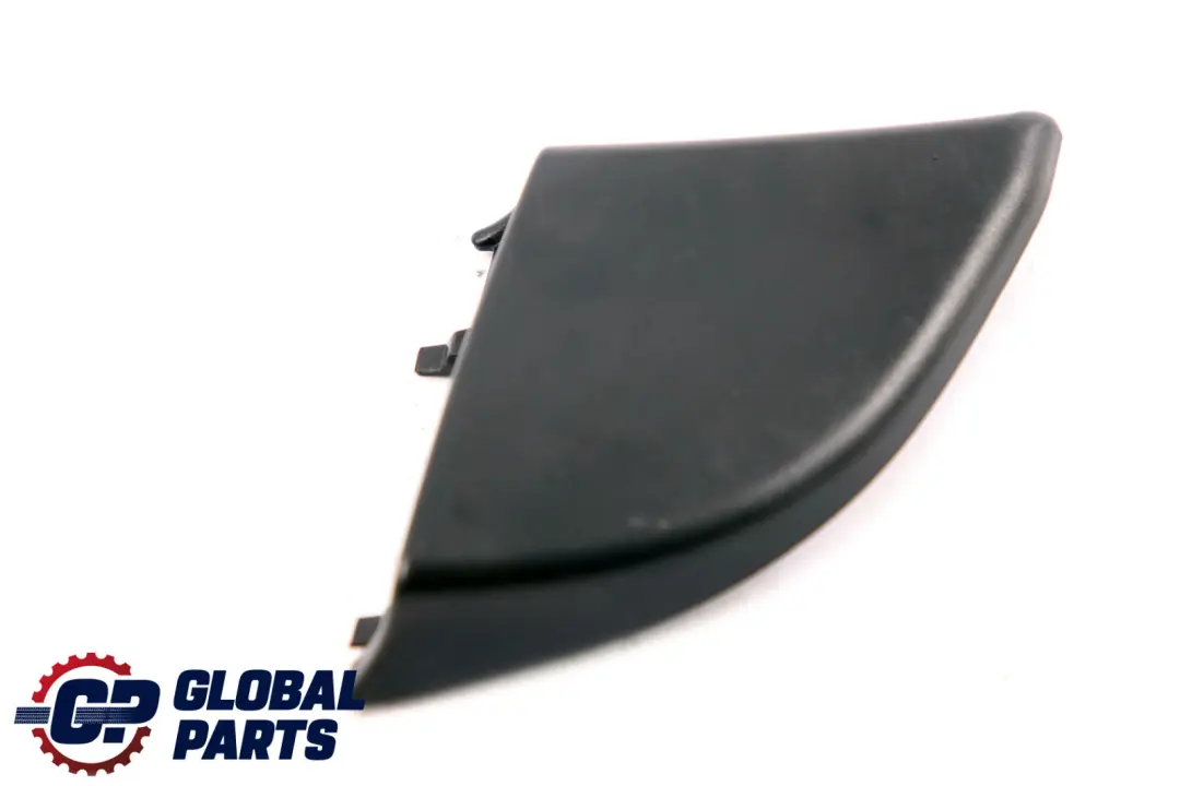 Front Left Wing Mirror Triangle Trim Cover para Mercedes A W168 con número de pieza A1687200111 Mercedes A W168 Front Left Wing Mirror Triangle Trim Cover - SKU A1687200111 - Número de pieza A1687200111