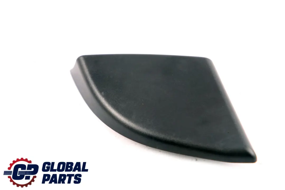 Front Left Wing Mirror Triangle Trim Cover para Mercedes A W168 con número de pieza A1687200111 Mercedes A W168 Front Left Wing Mirror Triangle Trim Cover - SKU A1687200111 - Número de pieza A1687200111