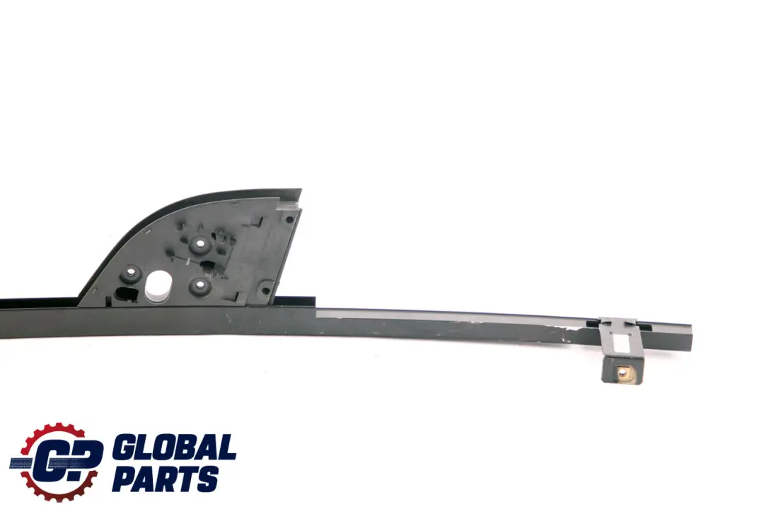 Mercedes-Benz W168 Gestion de Disque Guidage de Fenetre A L'Avant Gauche pour à propos du numéro de pièce A1687200517 Mercedes-Benz W168 Gestion de Disque Guidage de Fenetre A L'Avant Gauche - SKU A1687200517 - Numéro de pièce A1687200517