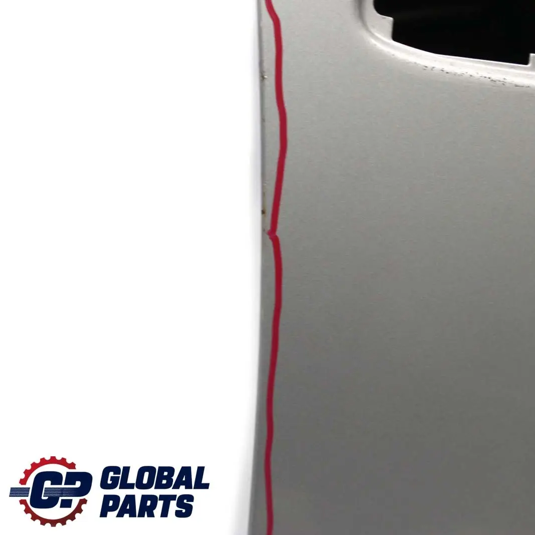 Puerta Delantera Derecha Plata Claro Lunar Metalizado - 706 para Mercedes W168 con número de pieza A1687202005 Mercedes W168 Puerta Delantera Derecha Plata Claro Lunar Metalizado - 706 - SKU A1687202005-MOON - Número de pieza A1687202005