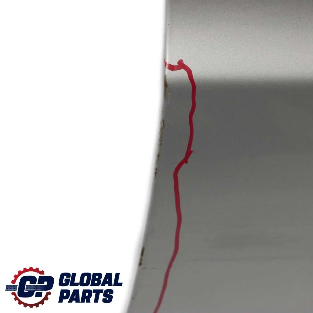 Puerta Delantera Derecha Plata Claro Lunar Metalizado - 706 para Mercedes W168 con número de pieza A1687202005 Mercedes W168 Puerta Delantera Derecha Plata Claro Lunar Metalizado - 706 - SKU A1687202005-MOON - Número de pieza A1687202005