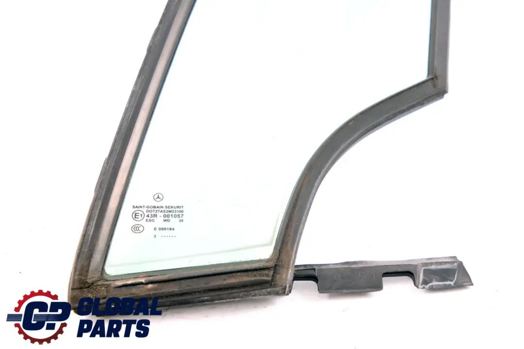 Tür Dreieckscheibe Scheibe Vorne Links AS2 für Mercedes W168 mit Teilenummer A1687250109 Mercedes W168 Tür Dreieckscheibe Scheibe Vorne Links AS2 - SKU A1687250109 - Teilenummer A1687250109