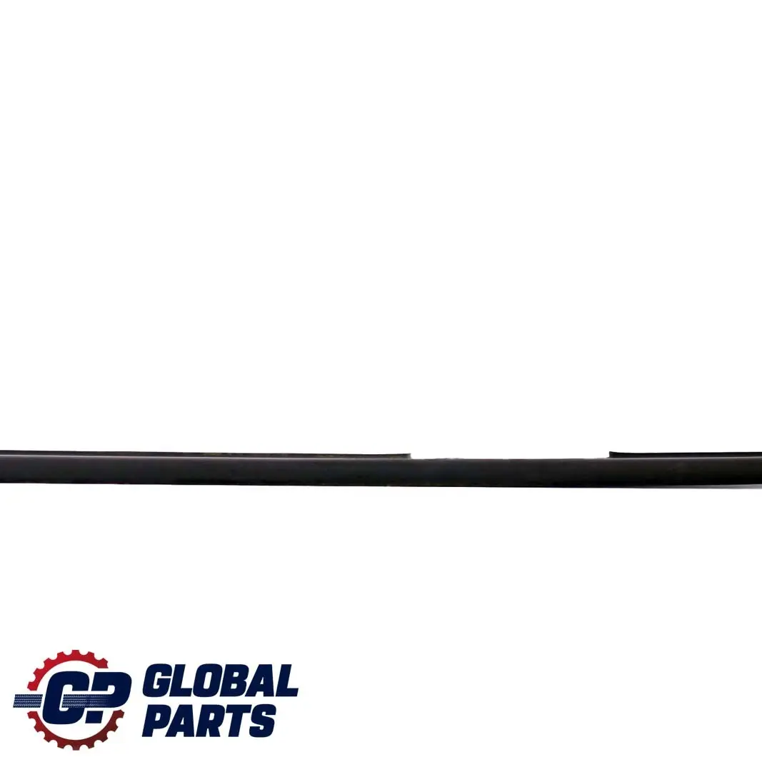 Mercedes-Benz A W168 Guida tenuta del finestrino anteriore destro per con numero di parte A1687250265 Mercedes-Benz A W168 Guida tenuta del finestrino anteriore destro - SKU A1687250265 - Numero di parte A1687250265