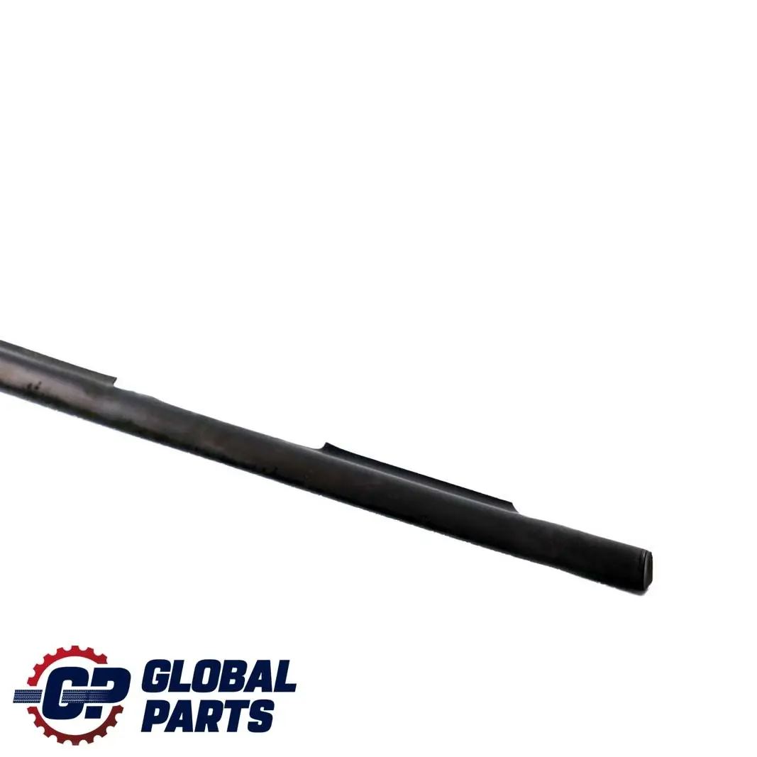 Mercedes-Benz A-Class W168 Front Right Door O/S Window Sealing Rail to with Part number A1687250265 Mercedes-Benz A-Class W168 Front Right Door O/S Window Sealing Rail - SKU A1687250265 - Part number A1687250265