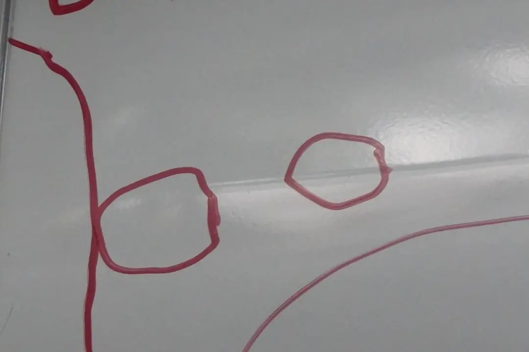 A-Klasse W168 Tür Hinten Links Polar Silber Metallic - 761U für Mercedes mit Teilenummer A1687302305 Mercedes A-Klasse W168 Tür Hinten Links Polar Silber Metallic - 761U - SKU A1687302305-PS - Teilenummer A1687302305