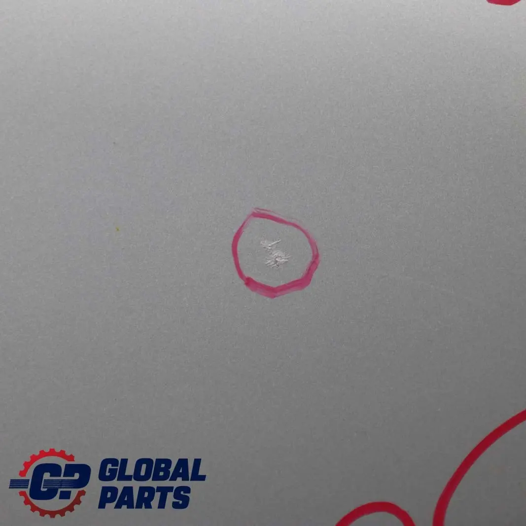 Mercedes W168 Puerta Trasera Derecha Plata Claro Lunar Metalizado - 706 - SKU A1687302405-MOON - Número de pieza A1687302405