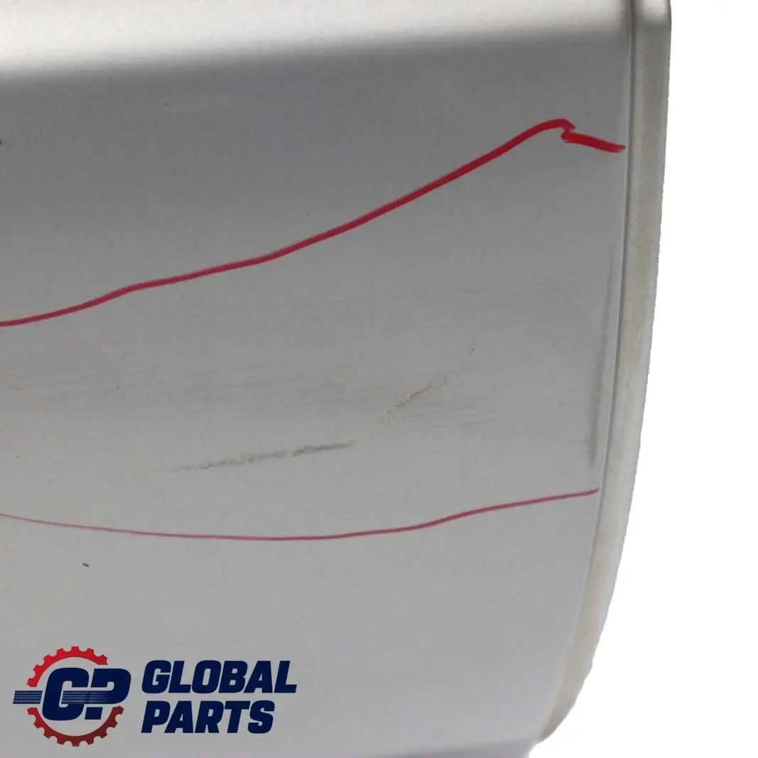 Puerta Trasera Derecha Plata Claro Lunar Metalizado - 706 para Mercedes W168 con número de pieza A1687302405 Mercedes W168 Puerta Trasera Derecha Plata Claro Lunar Metalizado - 706 - SKU A1687302405-MOON - Número de pieza A1687302405