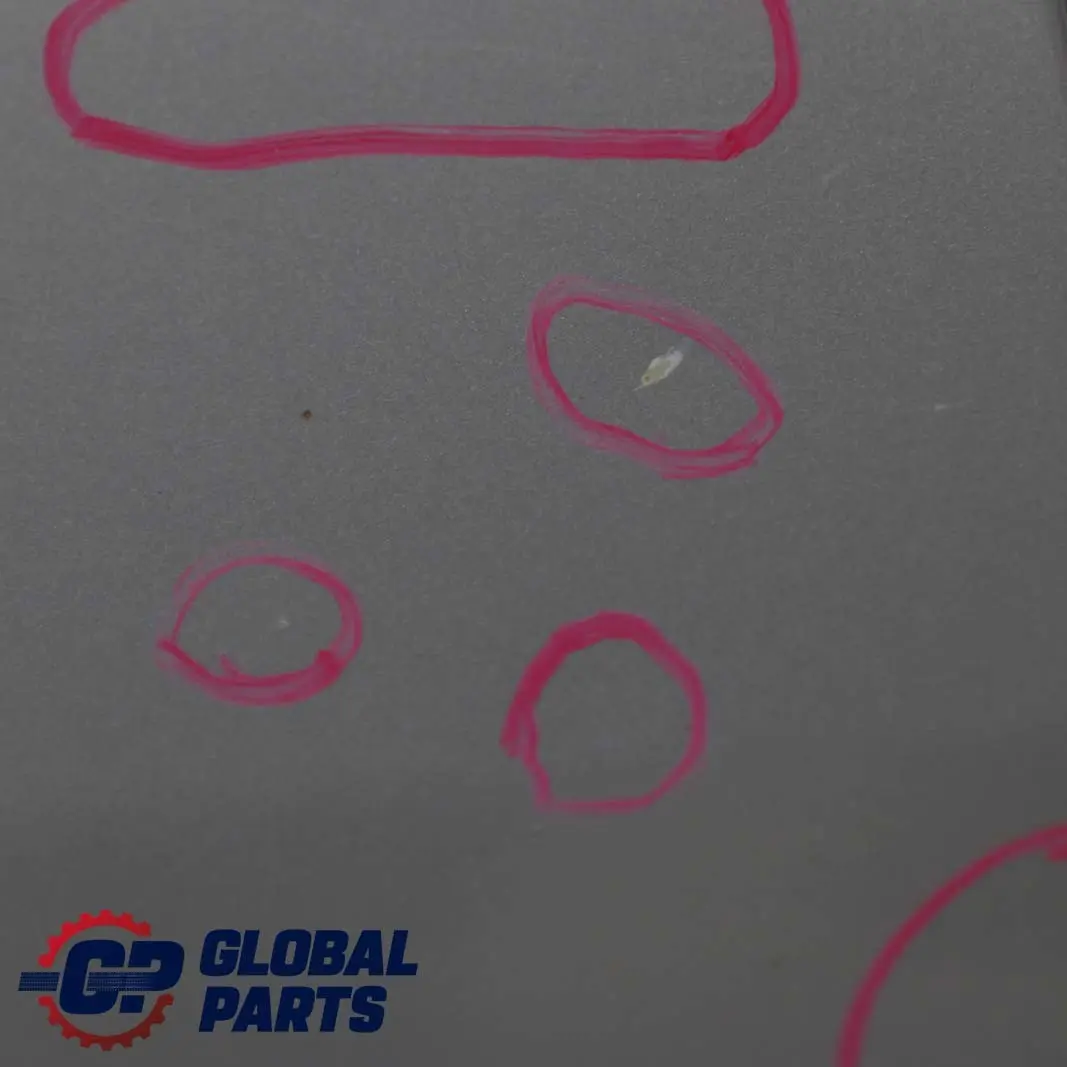 Mercedes W168 Puerta Trasera Derecha Plata Claro Lunar Metalizado - 706 - SKU A1687302405-MOON - Número de pieza A1687302405