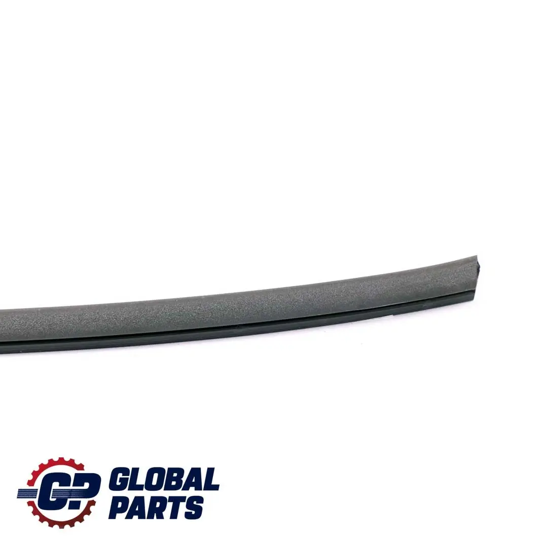 Mercedes-Benz W168 Barra Interno Porta Posteriore SX Guarnizione per con numero di parte A1687350365 Mercedes-Benz W168 Barra Interno Porta Posteriore SX Guarnizione - SKU A1687350365 - Numero di parte A1687350365