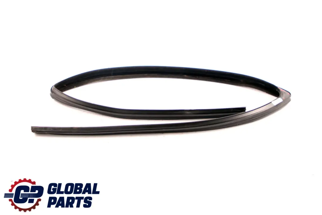  Mercedes-Benz W168 Porte Arriere Gauche Guidage de Fenetre - SKU A1687350525 - Numéro de pièce A1687350525