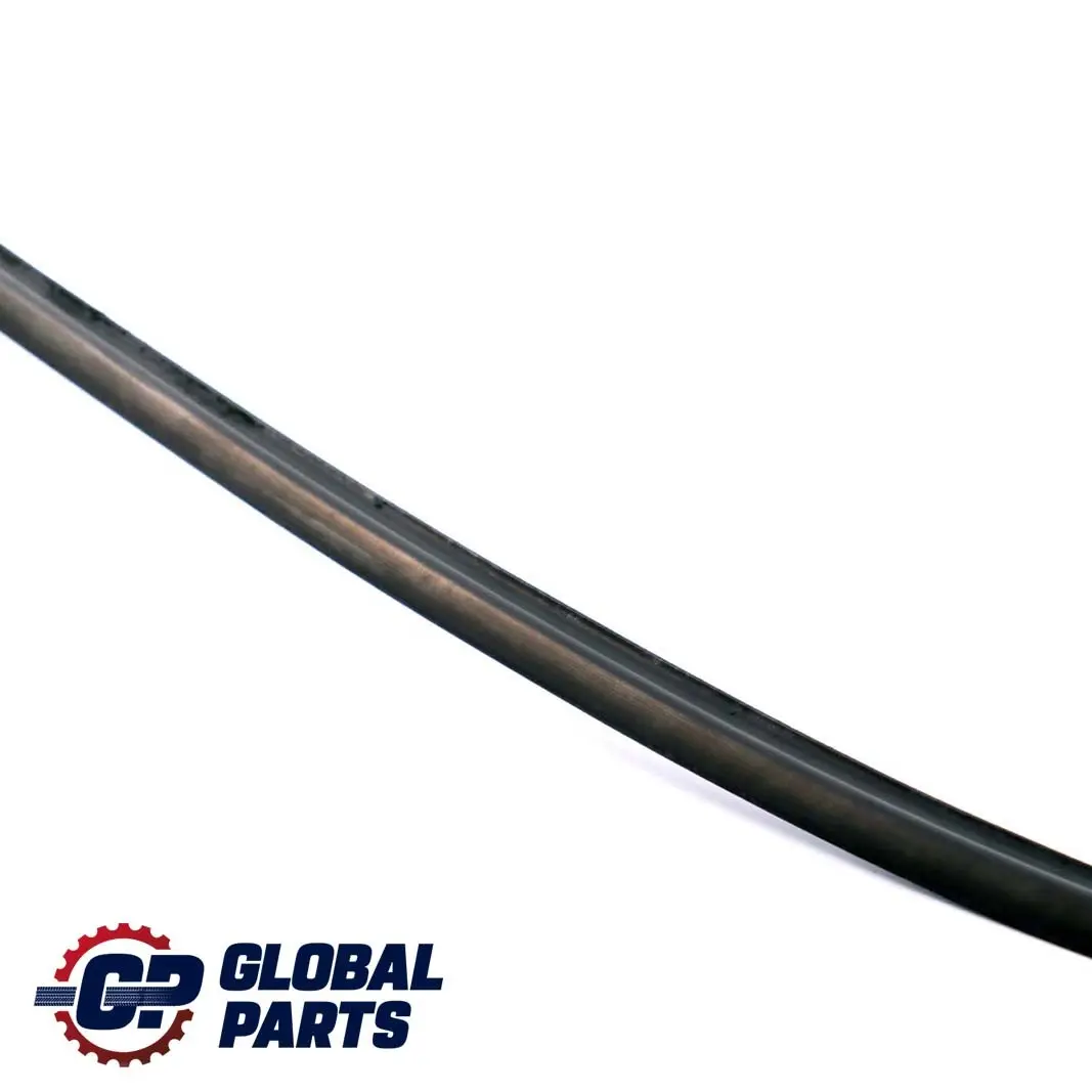 Mercedes-Benz A W168 Rear Left Door Window Outside Sealing Rail Seal Gasket para con número de pieza A1687350965 Mercedes-Benz A W168 Rear Left Door Window Outside Sealing Rail Seal Gasket - SKU A1687350965 - Número de pieza A1687350965