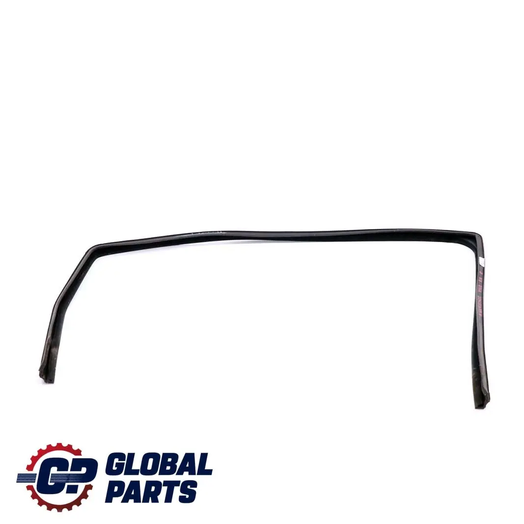 Right Door O/S Window Guide Seal Gasket to Mercedes A-Class W168 Rear with Part number A1687351425 Mercedes A-Class W168 Rear Right Door O/S Window Guide Seal Gasket - SKU A1687351425 - Part number A1687351425