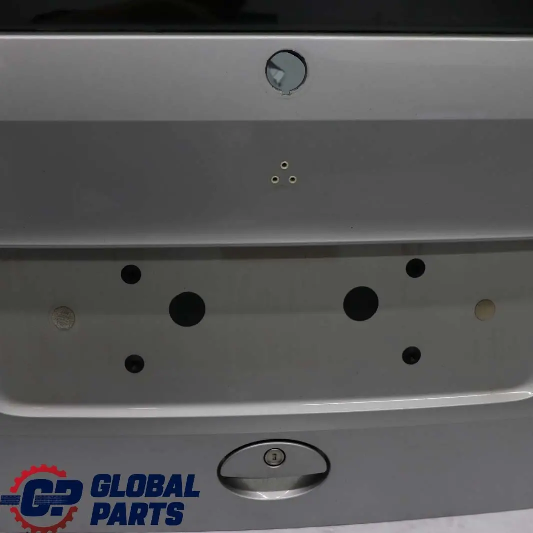 Klapa bagażnika tył Polar Silver do MERCEDES A W168 o numerze A1687405205 MERCEDES A W168 Klapa bagażnika tył Polar Silver - SKU A1687405205-PLS - Numer Części A1687405205