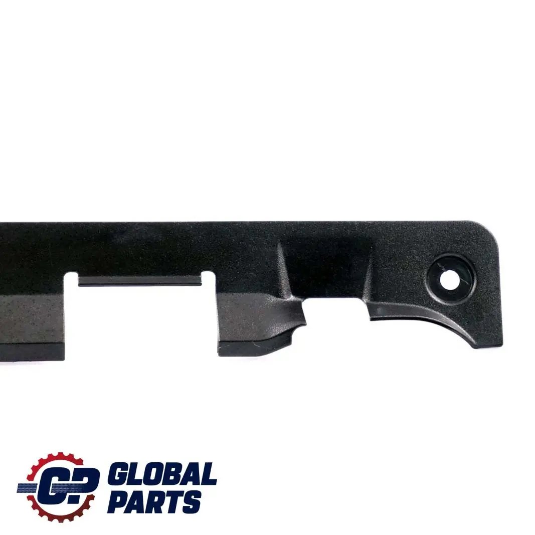  Mercedes-Benz Clase A W168 Embellecedor Tapa Maletero Porton Trasero - SKU A1687430493 - Número de pieza A1687430493