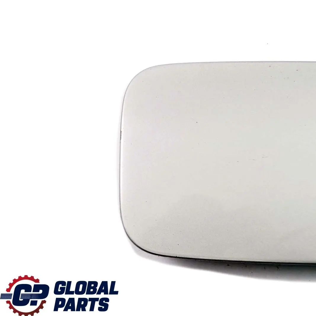 Benz a Class W168 Sportellino Serbatoio Polar Argento Metallizzato 761 per Mercedes con numero di parte A1687500106 Mercedes Benz a Class W168 Sportellino Serbatoio Polar Argento Metallizzato 761 - SKU A1687500106-PLS - Numero di parte A1687500106