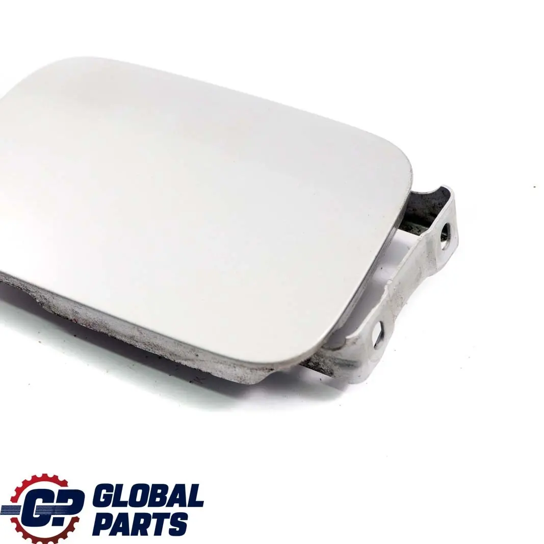 Tapa del Deposito De Combustible Plata Polar Metalizado - 761 para Mercedes W168 con número de pieza A1687500106 Mercedes W168 Tapa del Deposito De Combustible Plata Polar Metalizado - 761 - SKU A1687500106-PLS - Número de pieza A1687500106