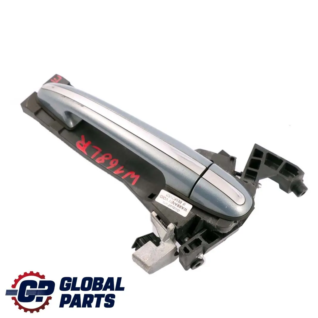 Maniglia porta posteriore sinistra N/S Grigio Cumulo - 757 per Mercedes W168 con numero di parte A1687601534 Mercedes W168 Maniglia porta posteriore sinistra N/S Grigio Cumulo - 757 - SKU A1687601534-CUG - Numero di parte A1687601534