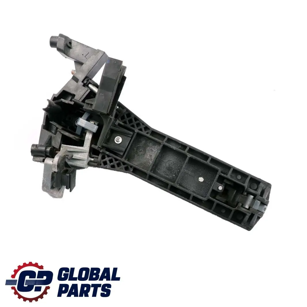  Mercedes-Benz W168 Porte Arriere Gauche Poignee Kumulusgrau - 757 - SKU A1687601534-CUG - Numéro de pièce A1687601534