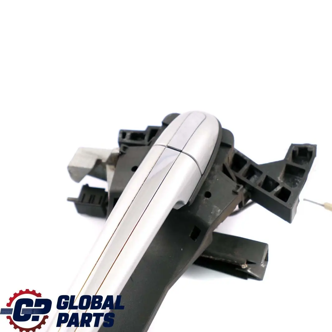 Mercedes-Benz A-Class W168 Rear Right Door O/S Handle Polar Silver Metallic 761 to with Part number A1687601634 Mercedes-Benz A-Class W168 Rear Right Door O/S Handle Polar Silver Metallic 761 - SKU A1687601634-PS - Part number A1687601634