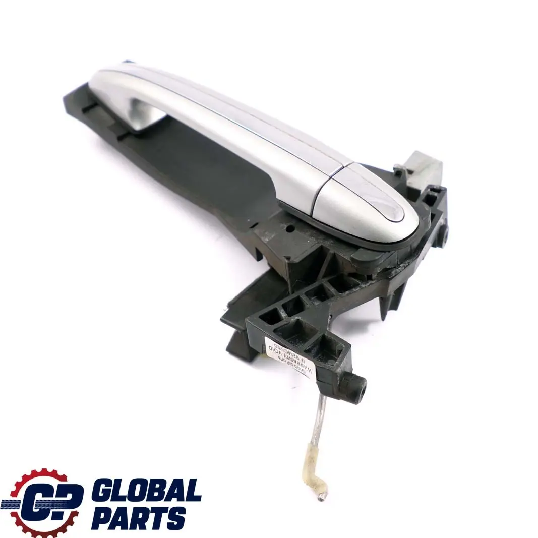 Puerta Trasera Derecha Tirador Plata Polar Metalizado 761 para Mercedes W168 con número de pieza A1687601634 Mercedes W168 Puerta Trasera Derecha Tirador Plata Polar Metalizado 761 - SKU A1687601634-PS - Número de pieza A1687601634