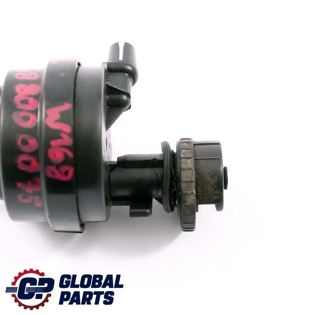 Bouchon Reservoir Chateau element pour Mercedes W168 à propos du numéro de pièce A1688000075 Mercedes W168 Bouchon Reservoir Chateau element - SKU A1688000075 - Numéro de pièce A1688000075