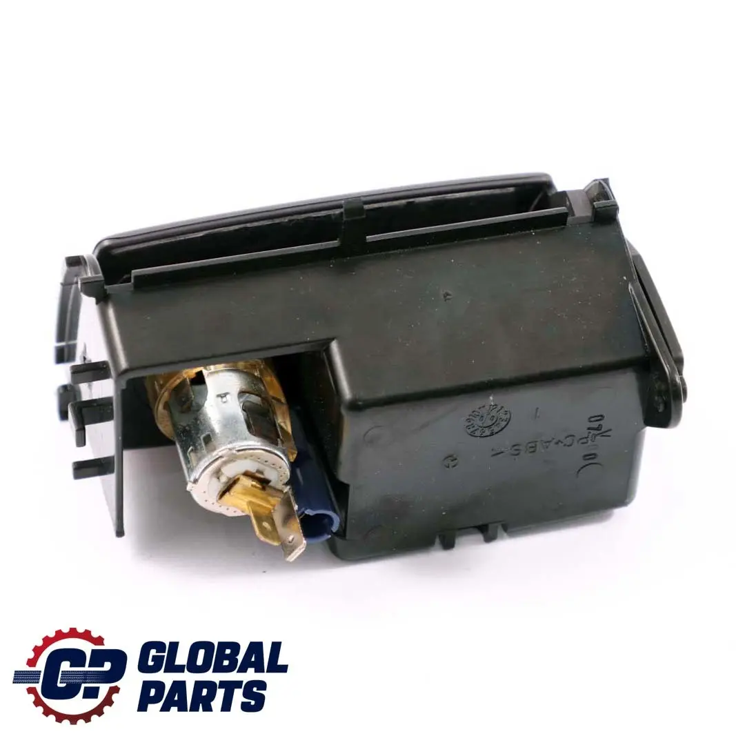  Mercedes-Benz W168 Console Centrale Cendrier etagere Calcinateur - SKU A1688100130 - Numéro de pièce A1688100130