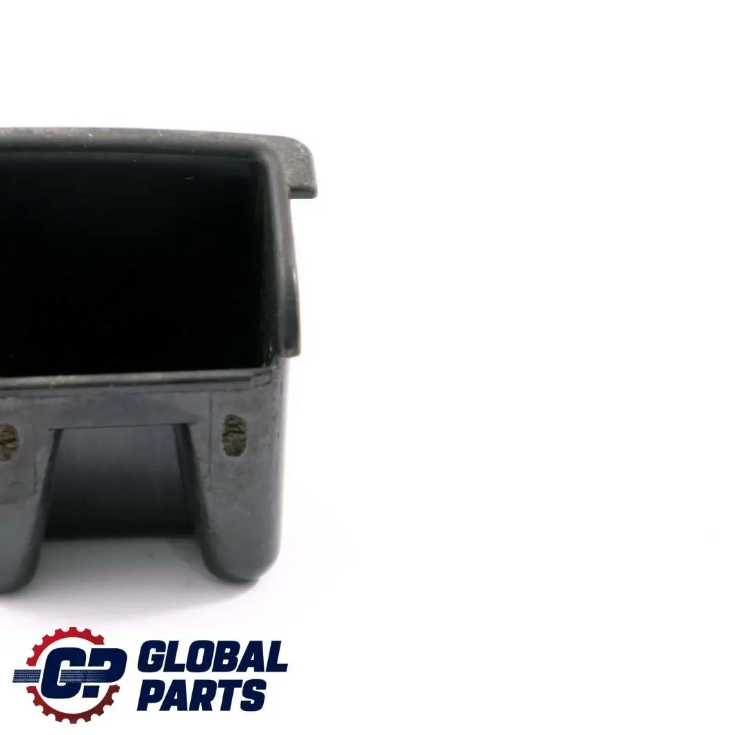 Salpicadero Cenicero Insertar Cenicero Bandeja para Mercedes W168 con número de pieza A1688100133 Mercedes W168 Salpicadero Cenicero Insertar Cenicero Bandeja - SKU A1688100133 - Número de pieza A1688100133
