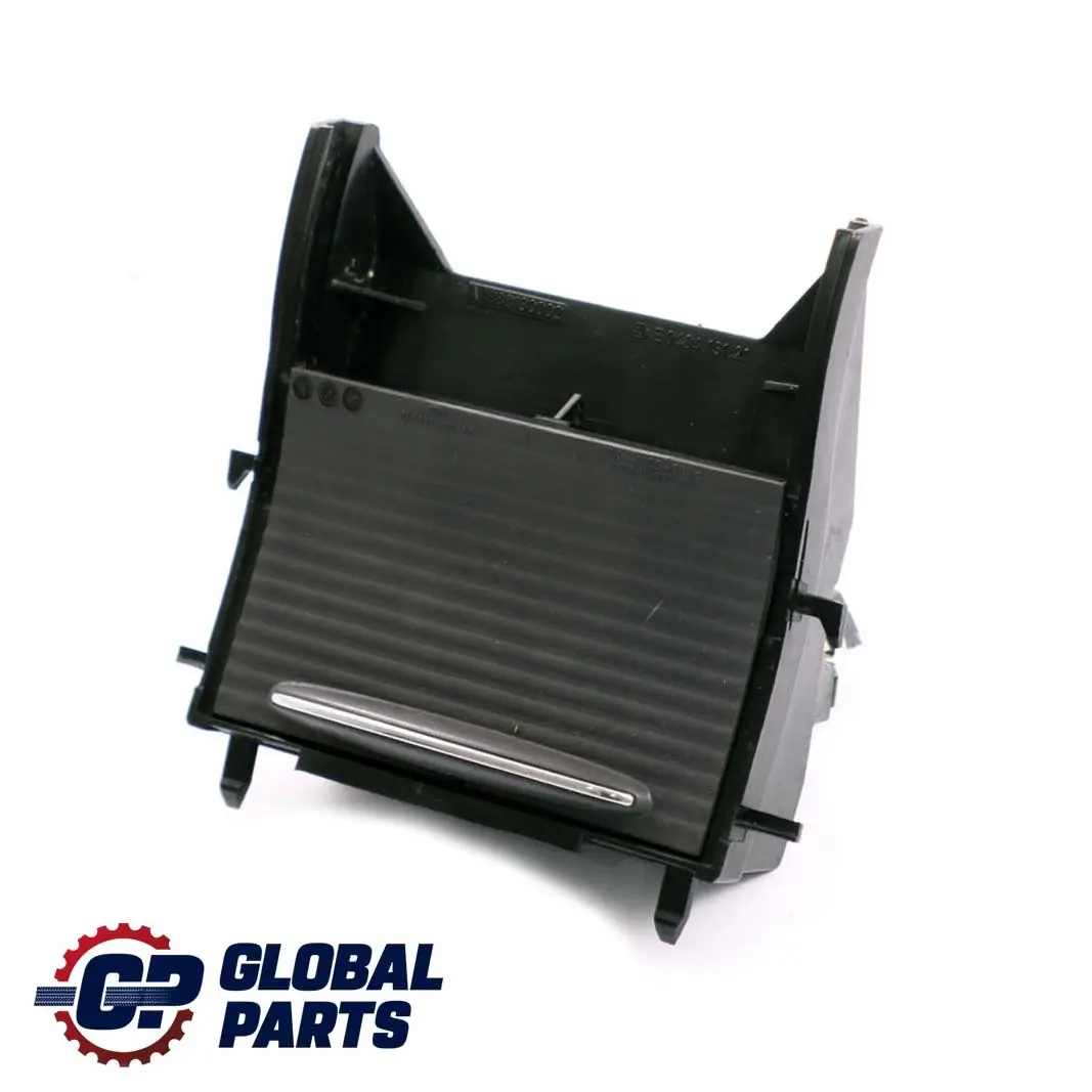 Consola Central Cenicero Delantero Cenicero para Mercedes W168 con número de pieza A1688130002 Mercedes W168 Consola Central Cenicero Delantero Cenicero - SKU A1688130002 - Número de pieza A1688130002