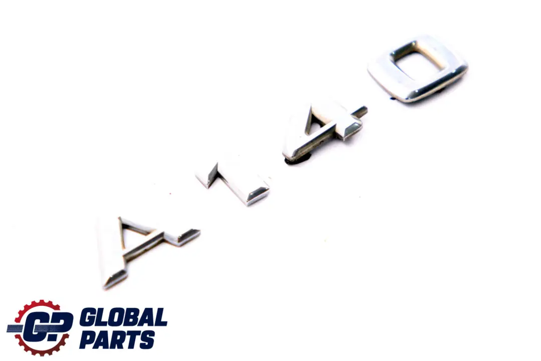 Portabagagli Posteriore Portafoglio Aderente Emblema Lettera A140 per Mercedes W169 con numero di parte A1688170215 Mercedes W169 Portabagagli Posteriore Portafoglio Aderente Emblema Lettera A140 - SKU A1688170215 - Numero di parte A1688170215