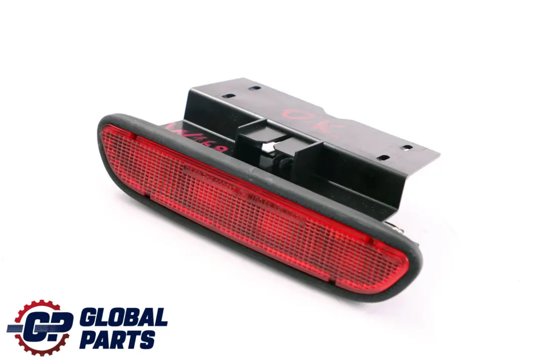 Mercedes W168 Luz De freno De nivel alto Luz De freno central - SKU A1688200056 - Número de pieza A1688200056