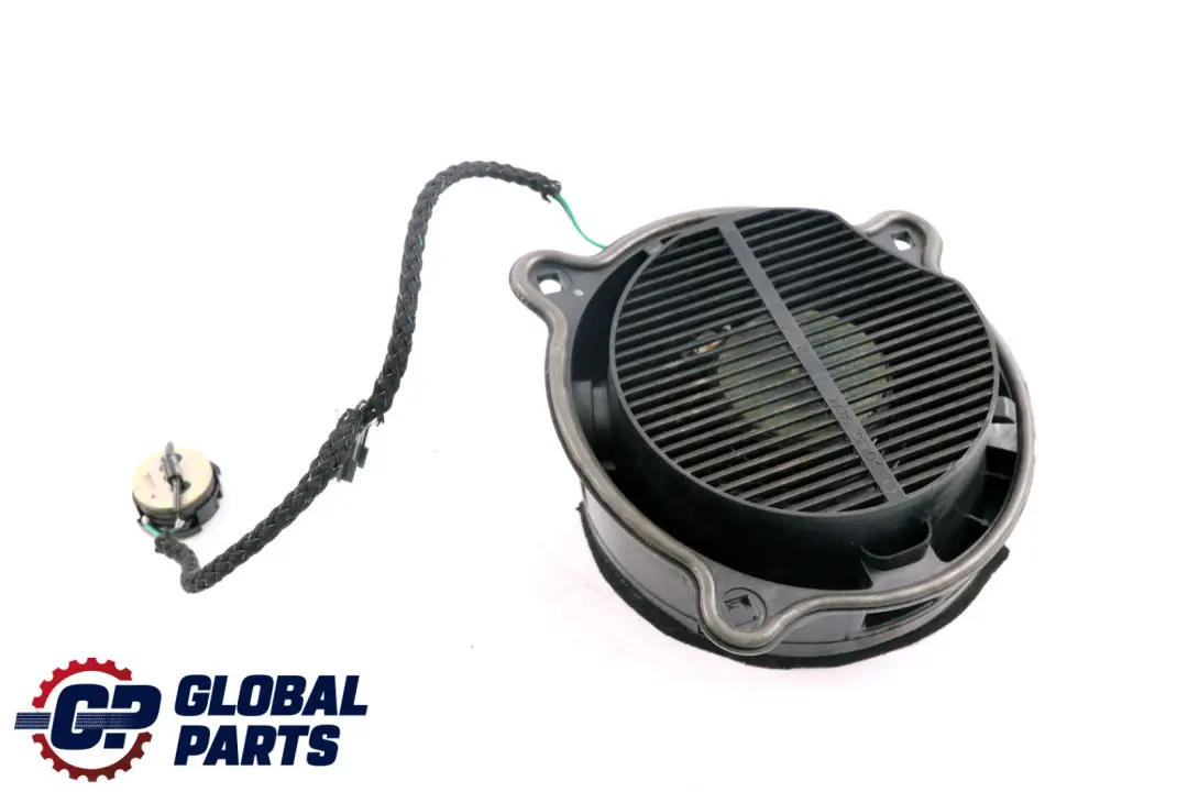 Mercedes-Benz Clase A W168 Altavoz De puerta delantero derecho para con número de pieza A1688200202 Mercedes-Benz Clase A W168 Altavoz De puerta delantero derecho - SKU A1688200202 - Número de pieza A1688200202