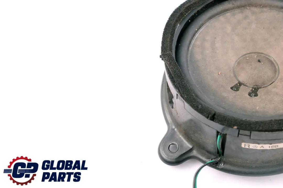Mercedes-Benz Clase A W168 Altavoz De puerta delantero derecho para con número de pieza A1688200202 Mercedes-Benz Clase A W168 Altavoz De puerta delantero derecho - SKU A1688200202 - Número de pieza A1688200202
