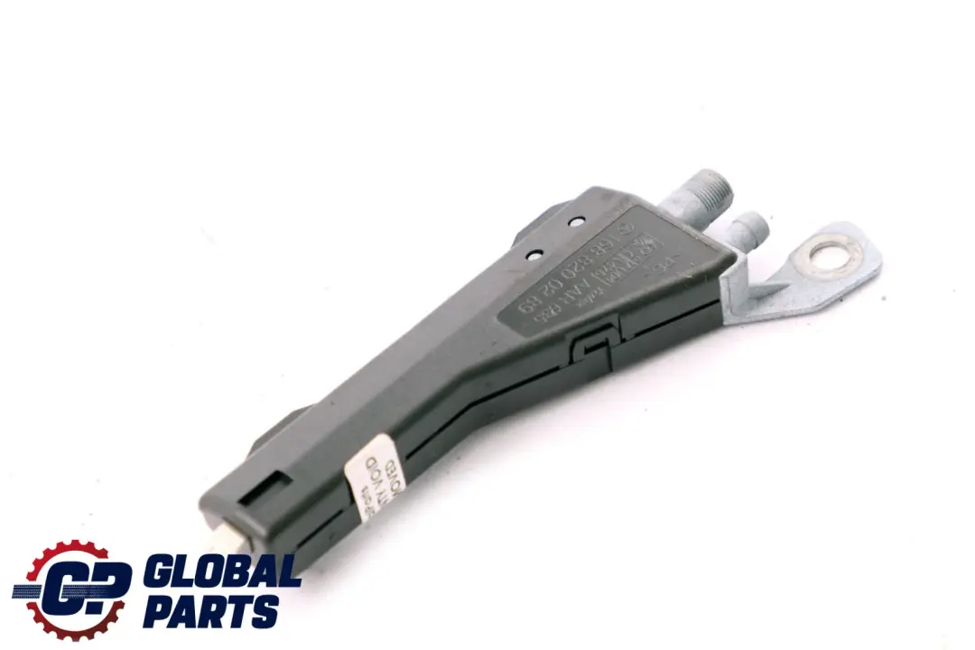 Mercedes-Benz Clase A W168 Antena Amplificador Techo Riel Trasero para con número de pieza A1688200289 Mercedes-Benz Clase A W168 Antena Amplificador Techo Riel Trasero - SKU A1688200289 - Número de pieza A1688200289