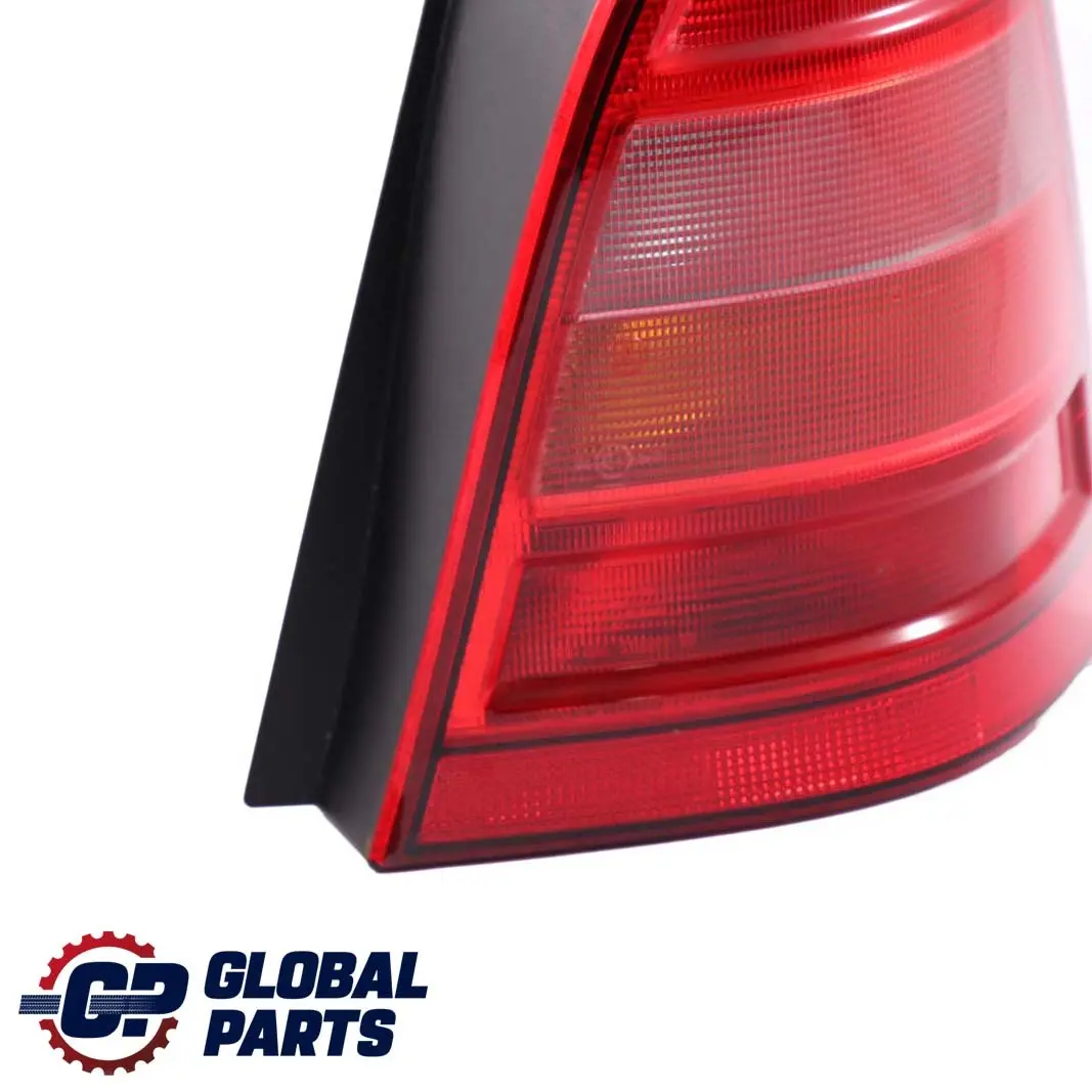 Mercedes-Benz W168 Feu Arriere Droite Page Lampe pour à propos du numéro de pièce A1688201064 Mercedes-Benz W168 Feu Arriere Droite Page Lampe - SKU A1688201064 - Numéro de pièce A1688201064