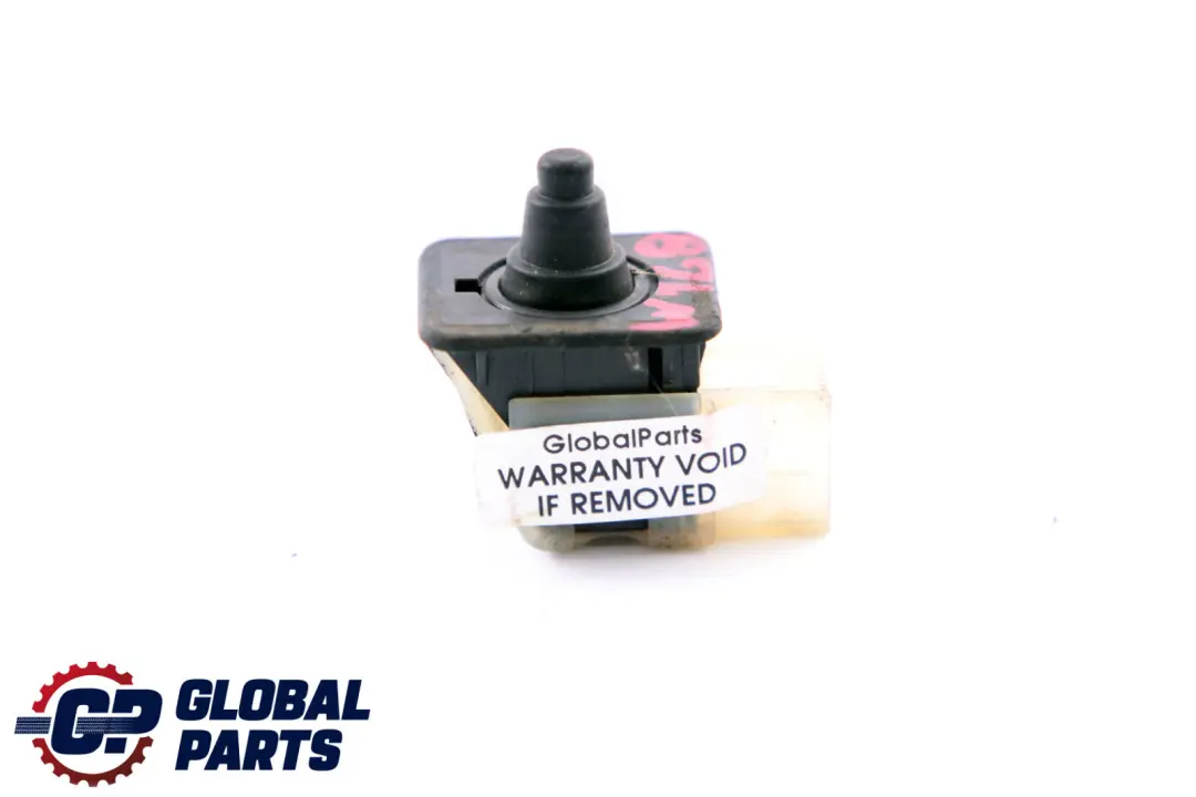 Contatto Porta Schalter per Mercedes W168 W203 W210 con numero di parte A1688201910 Mercedes W168 W203 W210 Contatto Porta Schalter - SKU A1688201910 - Numero di parte A1688201910