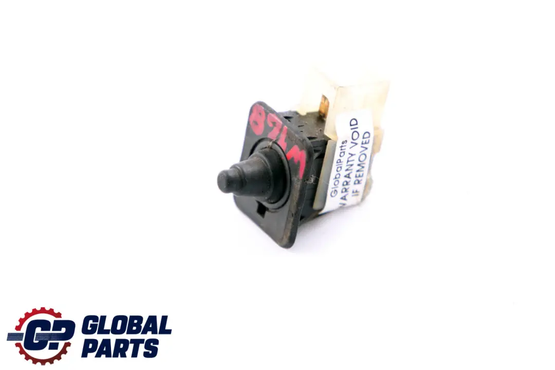 Contatto Porta Schalter per Mercedes W168 W203 W210 con numero di parte A1688201910 Mercedes W168 W203 W210 Contatto Porta Schalter - SKU A1688201910 - Numero di parte A1688201910