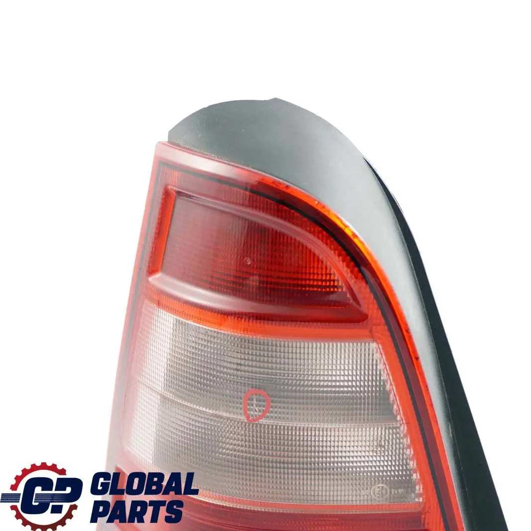  Mercedes-Benz W168 Feu Arriere Gauche Page Lampe - SKU A1688202764-1 - Numéro de pièce A1688202764