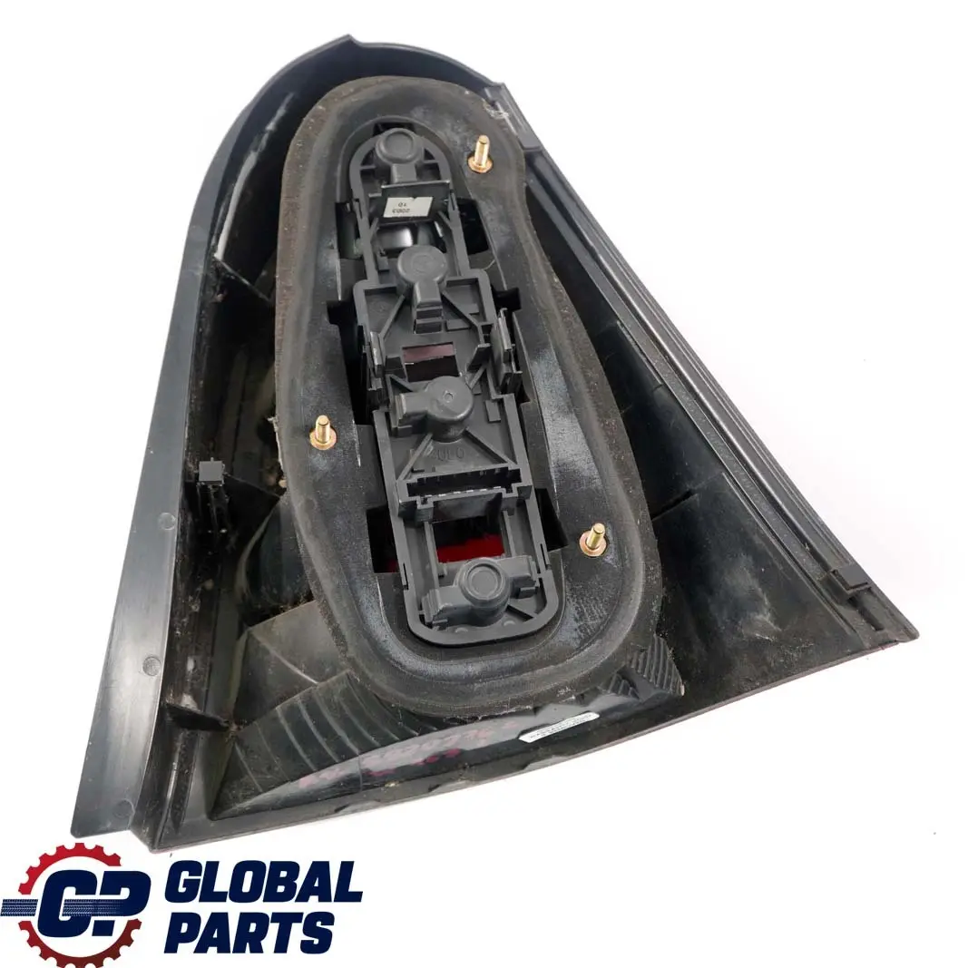  Mercedes-Benz W168 Feu Arriere Gauche Page Lampe - SKU A1688202764 - Numéro de pièce A1688202764