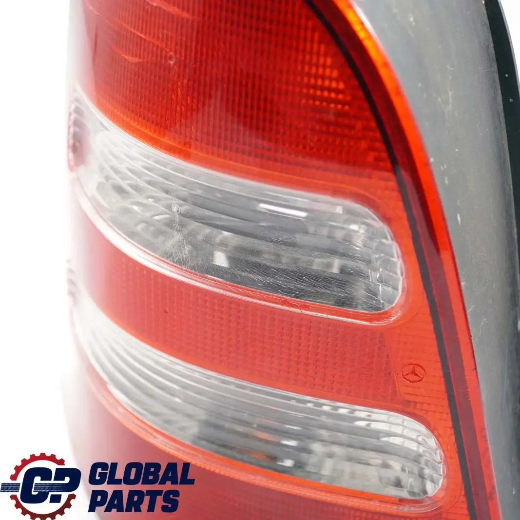 Mercedes-Benz Clase A W168 Luz Trasera Izquierda Panel Lateral para con número de pieza A1688202764 Mercedes-Benz Clase A W168 Luz Trasera Izquierda Panel Lateral - SKU A1688202764 - Número de pieza A1688202764