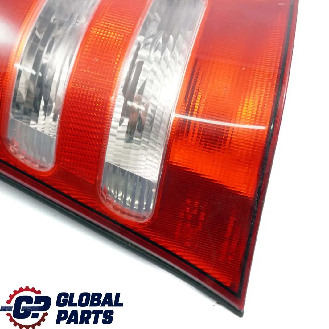 Mercedes-Benz Clase A W168 Luz Trasera Izquierda Panel Lateral para con número de pieza A1688202764 Mercedes-Benz Clase A W168 Luz Trasera Izquierda Panel Lateral - SKU A1688202764 - Número de pieza A1688202764