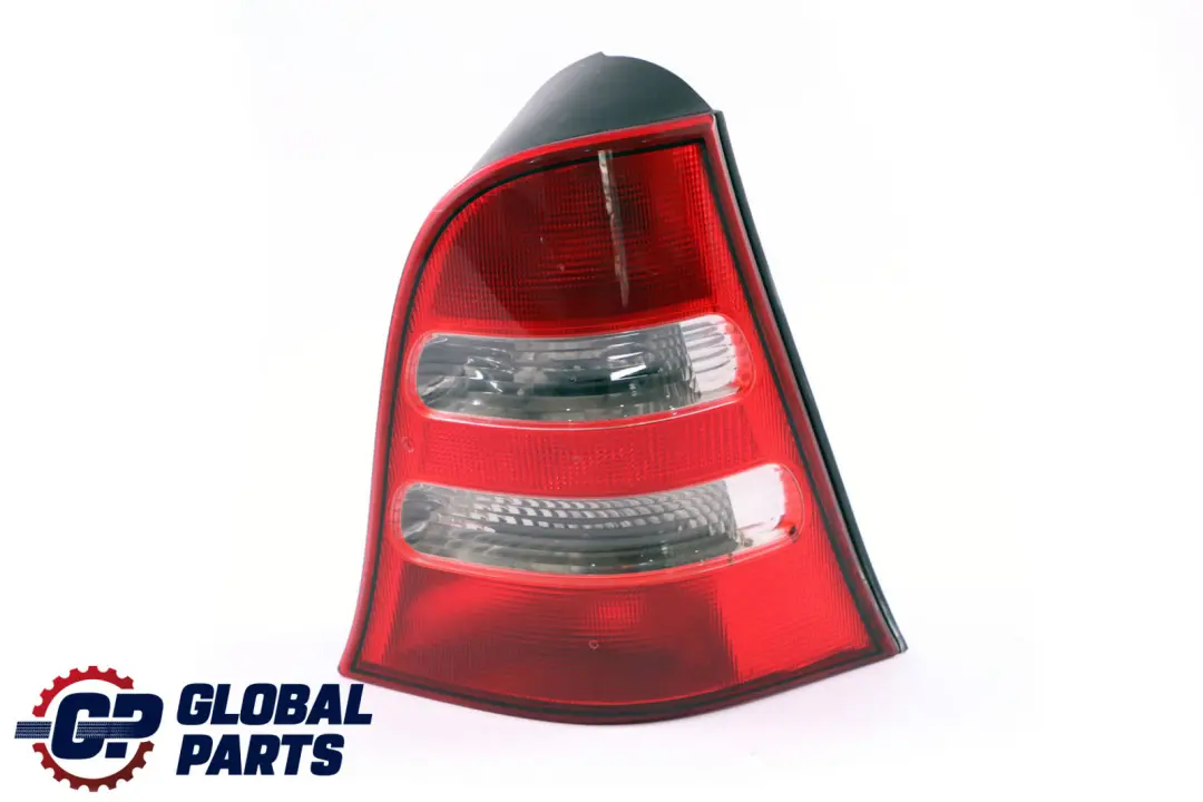 Mercedes-Benz Clase A W168 Luz trasera derecha Panel lateral para con número de pieza A1688202864 Mercedes-Benz Clase A W168 Luz trasera derecha Panel lateral - SKU A1688202864 - Número de pieza A1688202864