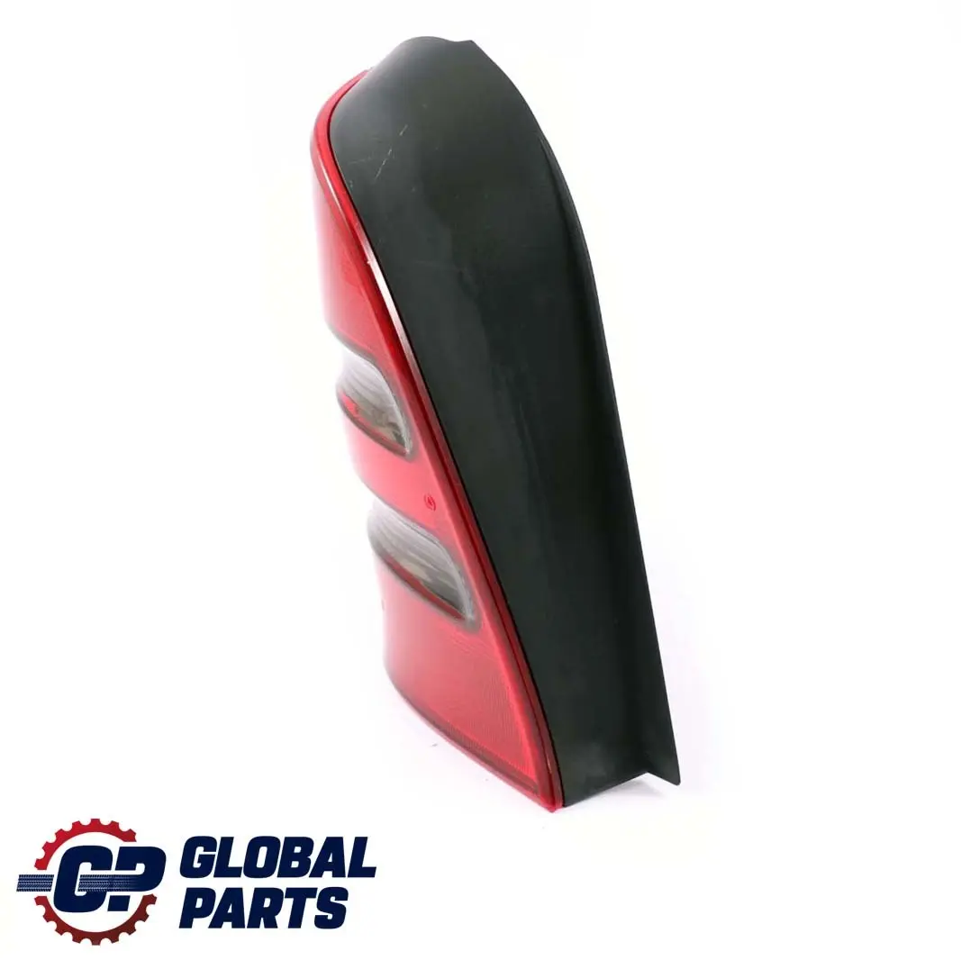 Mercedes-Benz Clase A W168 Rear Left Tail Light Side Panel para con número de pieza A1688202964 Mercedes-Benz Clase A W168 Rear Left Tail Light Side Panel - SKU A1688202964 - Número de pieza A1688202964