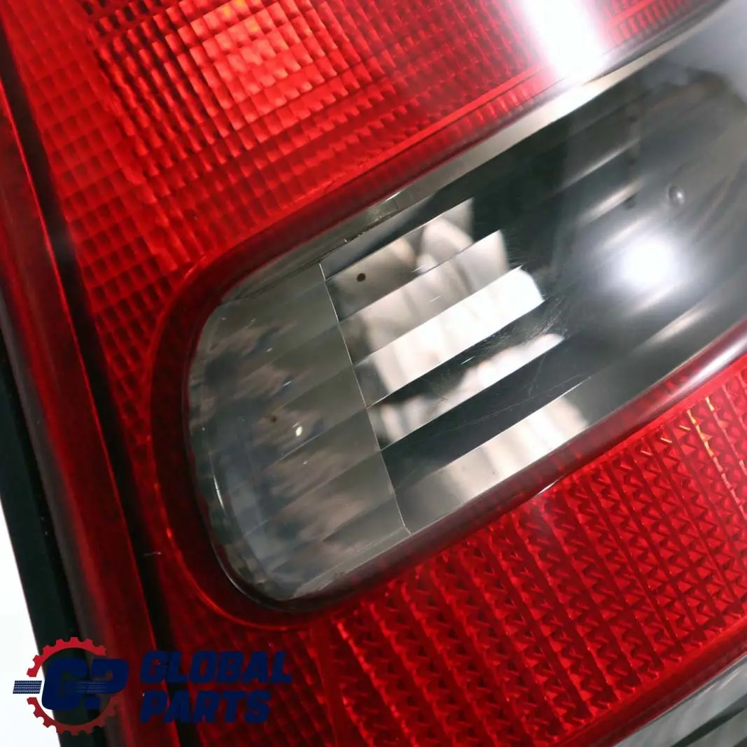 Mercedes-Benz Clase A W168 Rear Left Tail Light Side Panel para con número de pieza A1688202964 Mercedes-Benz Clase A W168 Rear Left Tail Light Side Panel - SKU A1688202964 - Número de pieza A1688202964