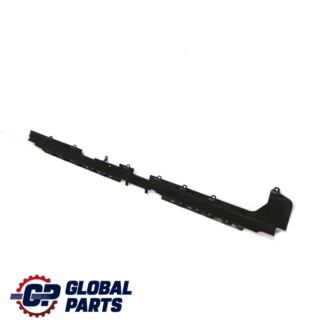 Osłona Lewa Przewodu do Mercedes W168 o numerze A1688211538 Mercedes W168 Osłona Lewa Przewodu - SKU A1688211538 - Numer Części A1688211538