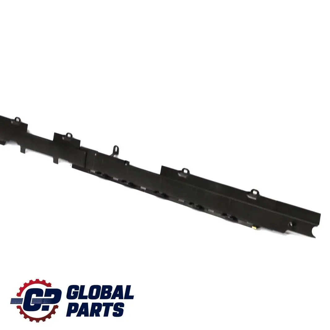 Mercedes-Benz Clase A W168 Tapa Derecha Cubre Cable para con número de pieza A1688211638 Mercedes-Benz Clase A W168 Tapa Derecha Cubre Cable - SKU A1688211638 - Número de pieza A1688211638