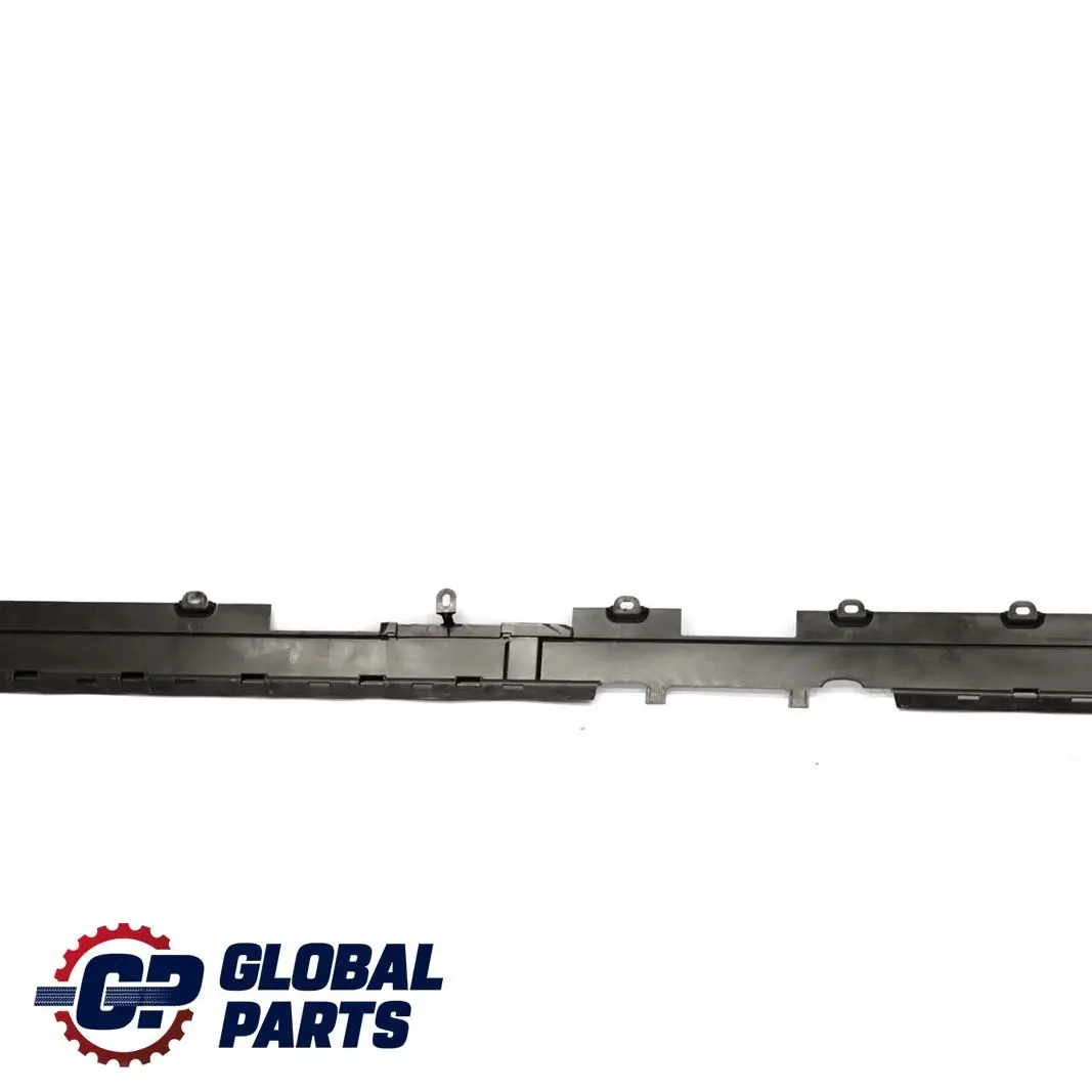 Mercedes-Benz Clase A W168 Tapa Derecha Cubre Cable para con número de pieza A1688211638 Mercedes-Benz Clase A W168 Tapa Derecha Cubre Cable - SKU A1688211638 - Número de pieza A1688211638