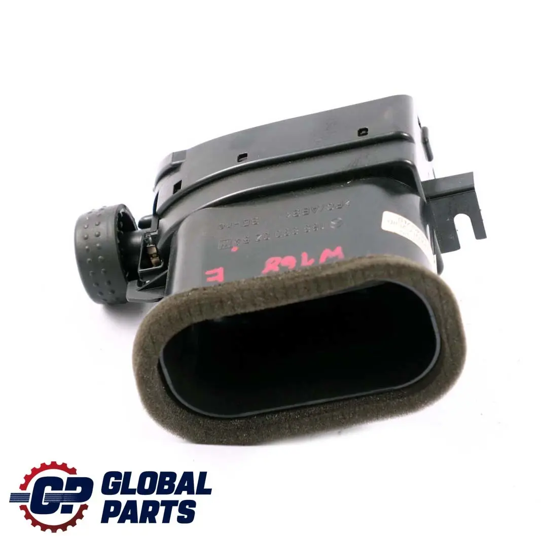 Mercedes-Benz Classe-A W168 Tableau Buse D'Air Ventilation Droite pour à propos du numéro de pièce A1688300254 Mercedes-Benz Classe-A W168 Tableau Buse D'Air Ventilation Droite - SKU A1688300254 - Numéro de pièce A1688300254