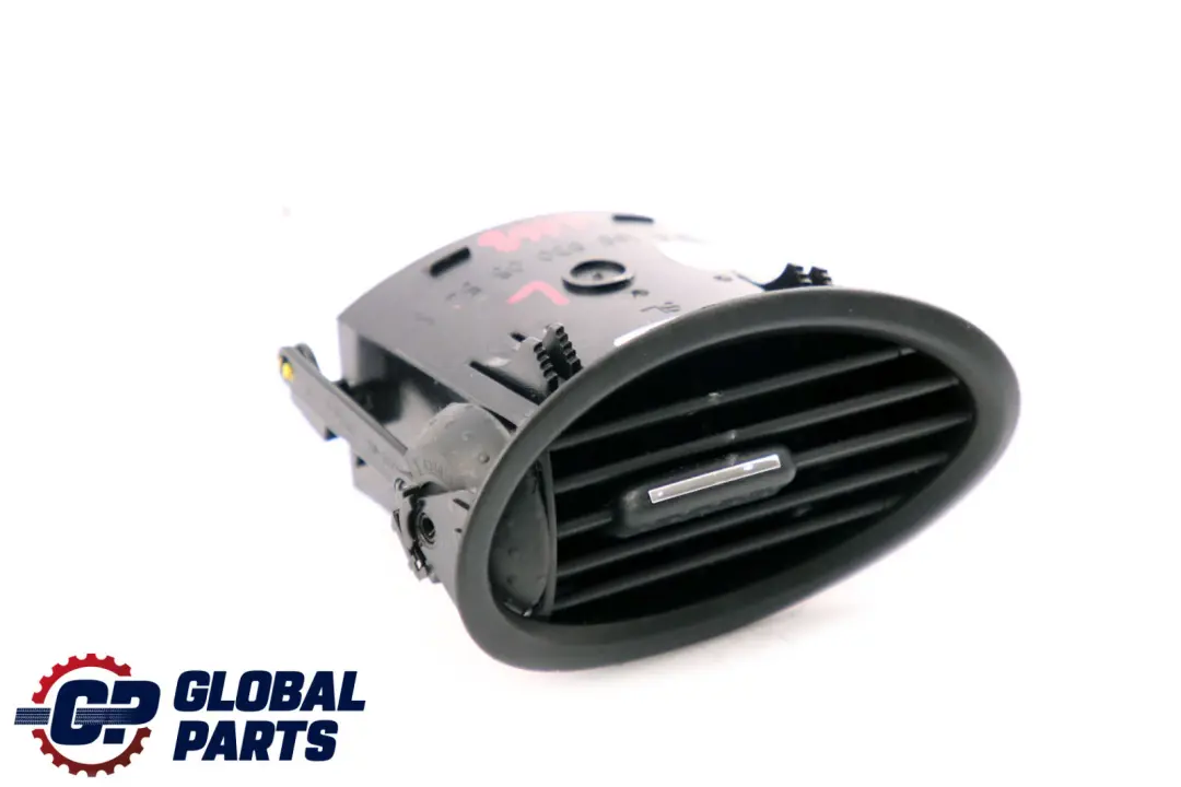 Salpicadero Ventilacion Pasajero Izquierda para Mercedes W168 con número de pieza A1688300554 Mercedes W168 Salpicadero Ventilacion Pasajero Izquierda - SKU A1688300554 - Número de pieza A1688300554