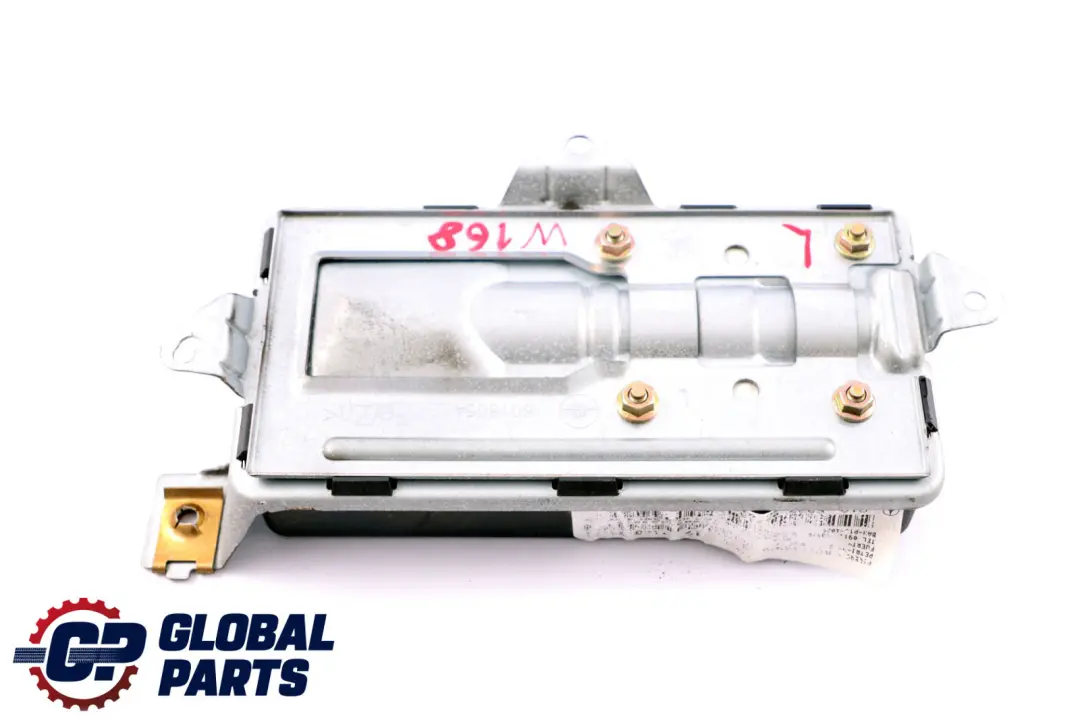 Lewa Poduszka Airbag Boczny Lewy do MERCEDES W168 o numerze A1688600105 MERCEDES W168 Lewa Poduszka Airbag Boczny Lewy - SKU A1688600105 - Numer Części A1688600105
