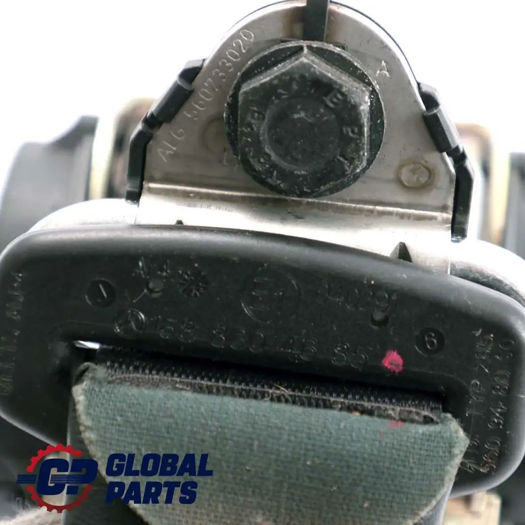 Ceinture de Securite Arriere Centre Noir pour Mercedes W168 à propos du numéro de pièce A1688604685 Mercedes W168 Ceinture de Securite Arriere Centre Noir - SKU A1688604685 - Numéro de pièce A1688604685